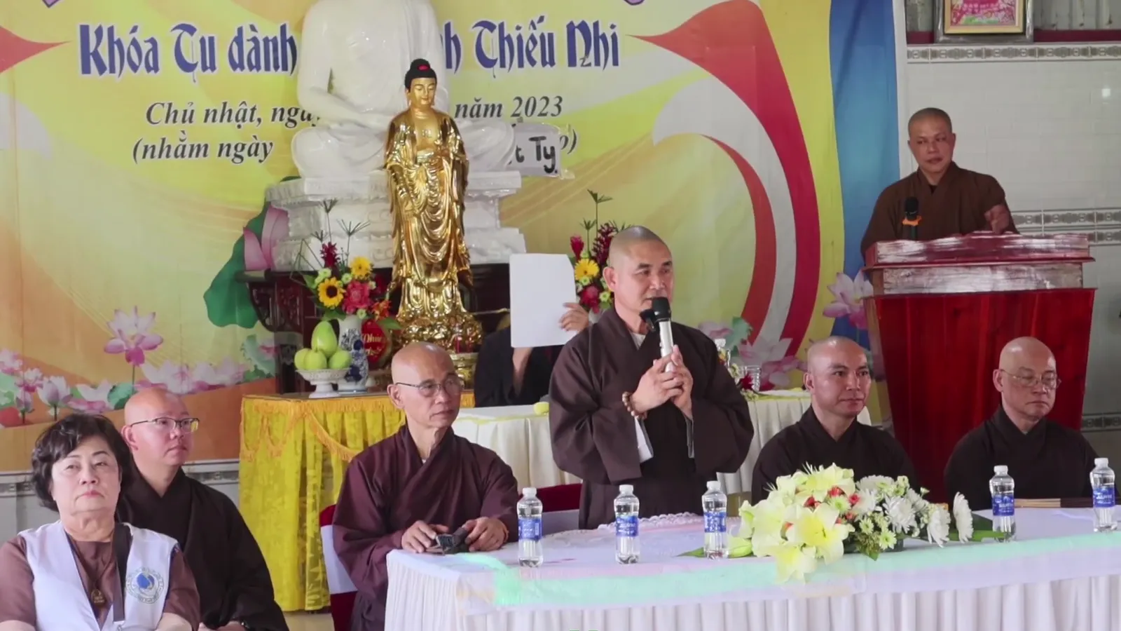 Xuyên Việt (2026)
